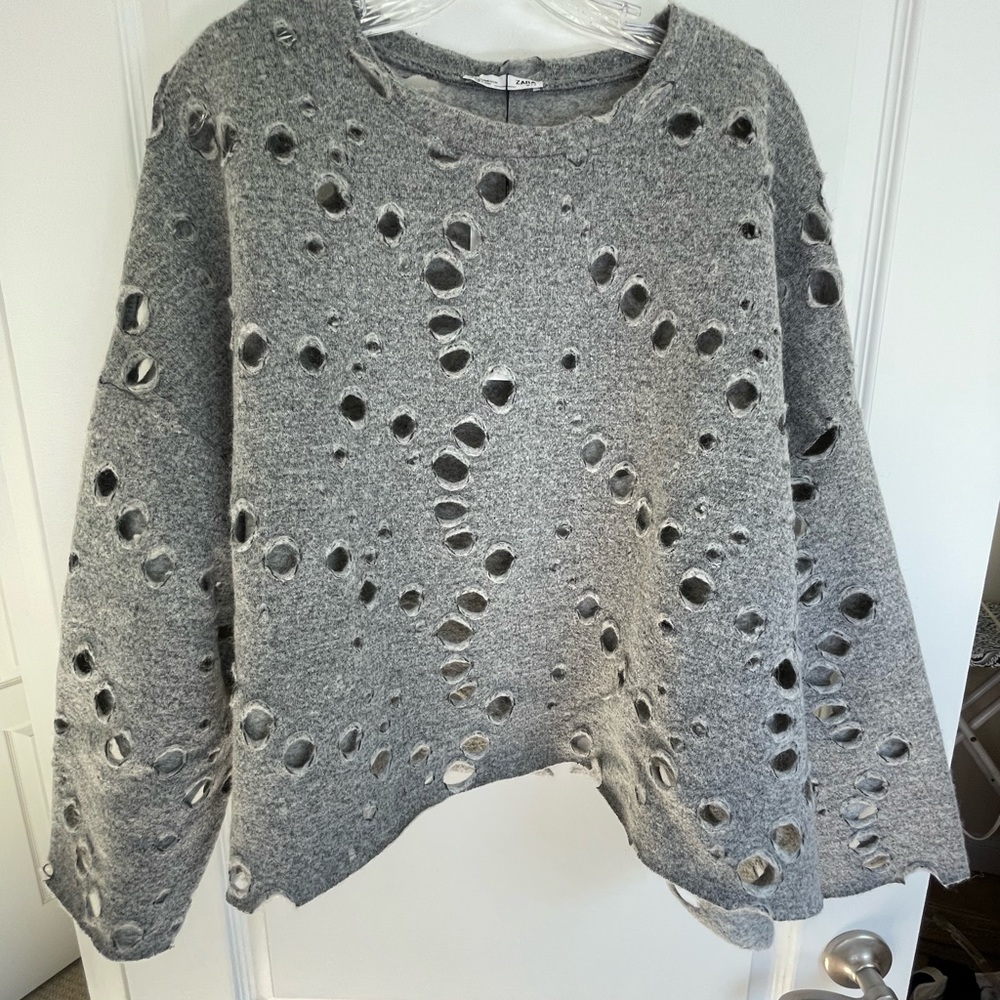 Zara brand new with tags on. Boxy sweater.